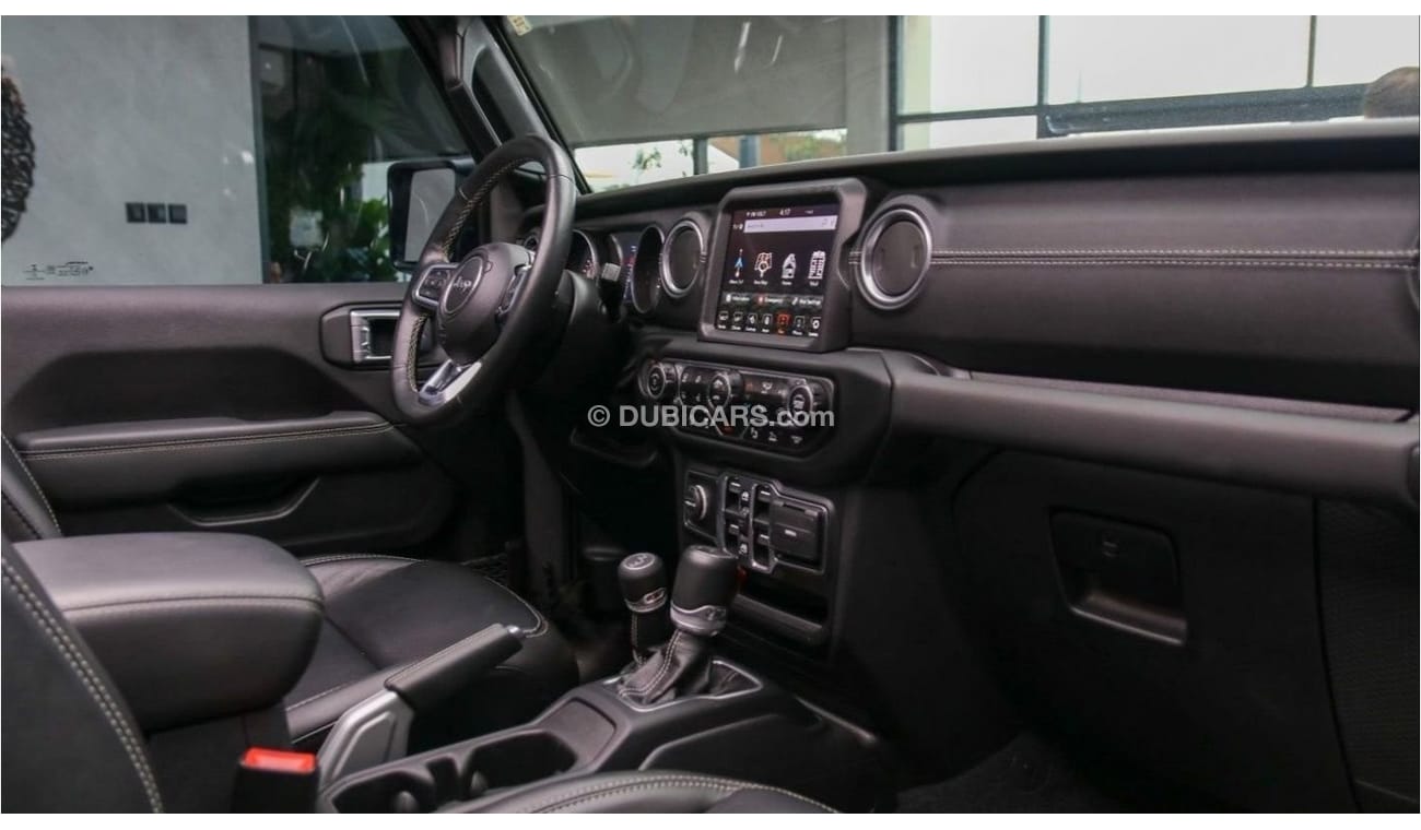 Jeep Wrangler Sahara