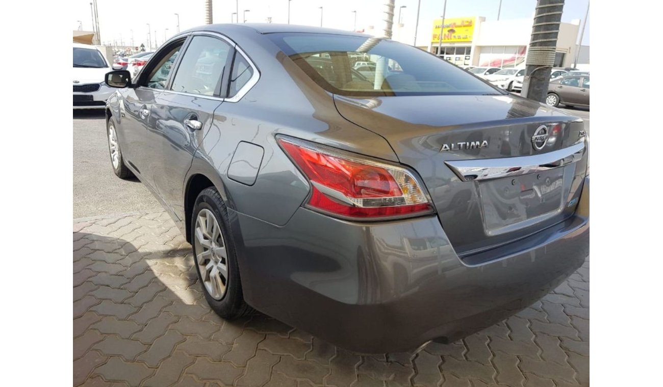 Nissan Altima 2016 GCC without accidents