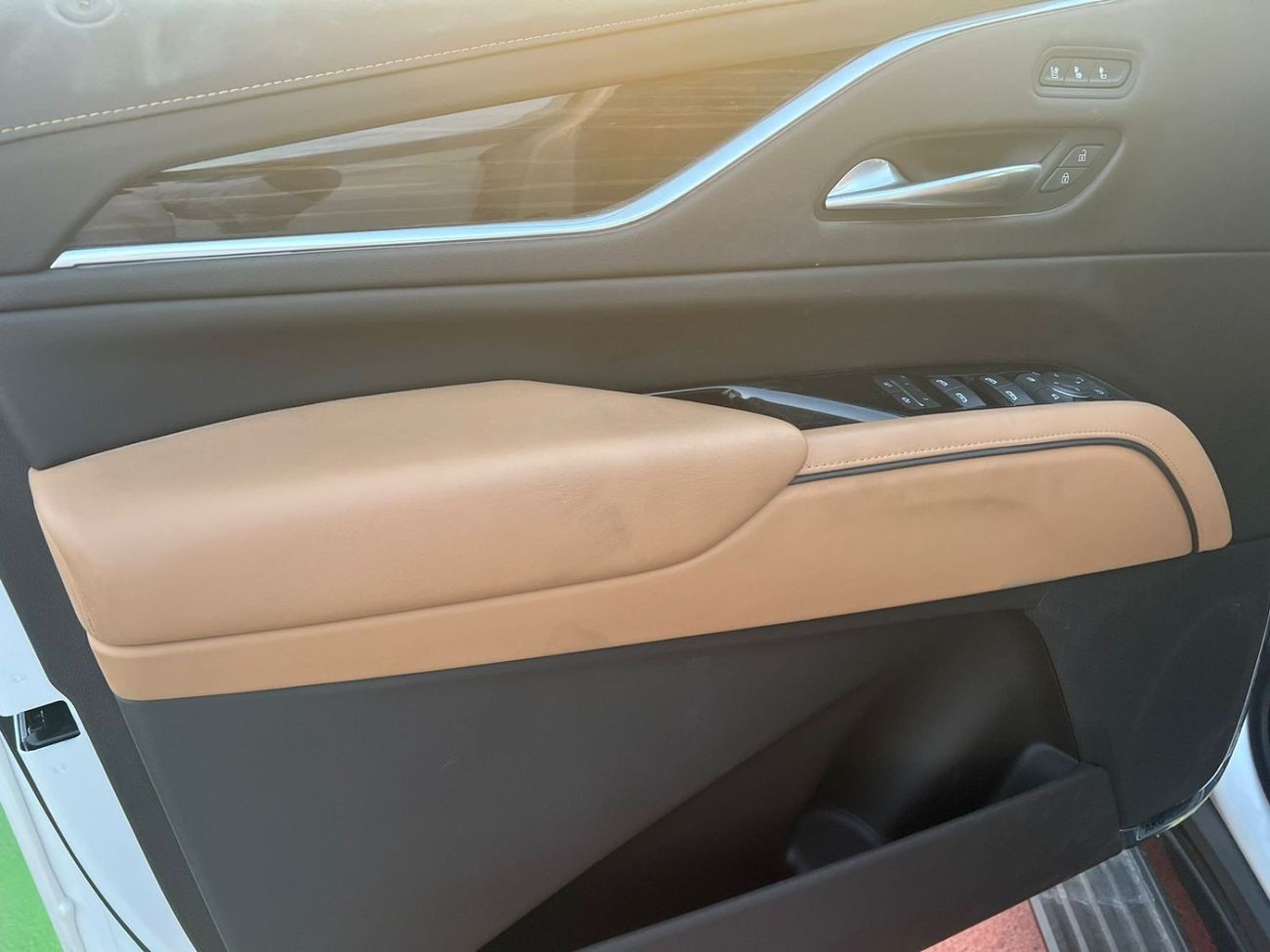 Cadillac Escalade Premium Luxury Platinum