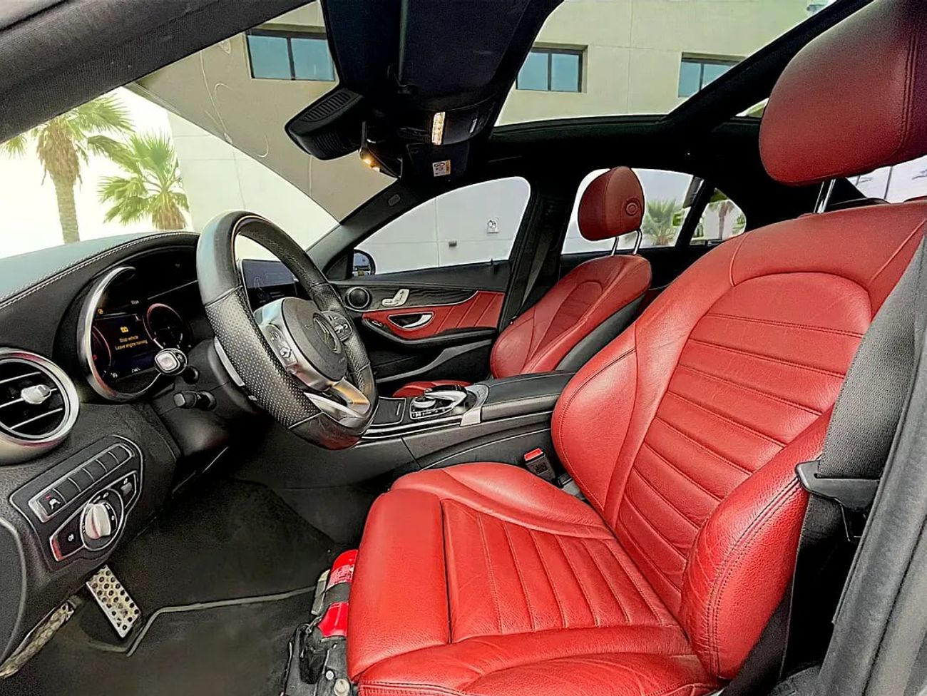 Mercedes-Benz C 200 1,360 PM | |C200 | | GCC | FREE ACCIDENT | FULL SERVICE HISTORY