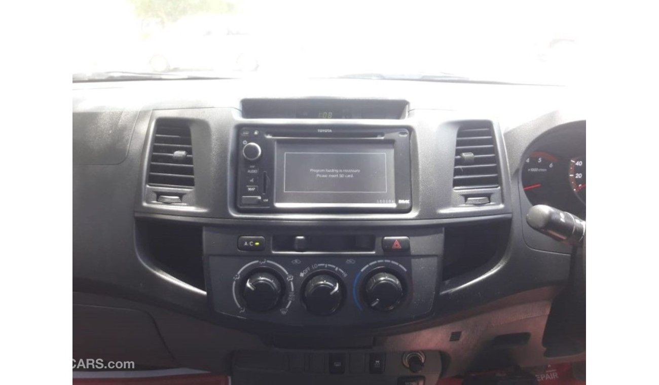 Toyota Hilux Hilux RIGHT HAND DRIVE (Stock no PM 602 )