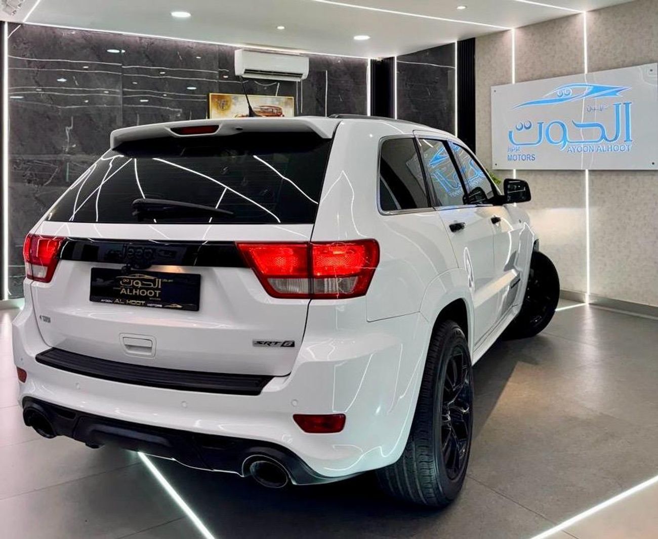 Jeep Grand Cherokee SRT 6.4L BEST JEEP GRAND CHEROKEE SRT8 6.4 V8 || GCC || FREE ACCIDENTS || FULLY LOADED || PERFECT CO