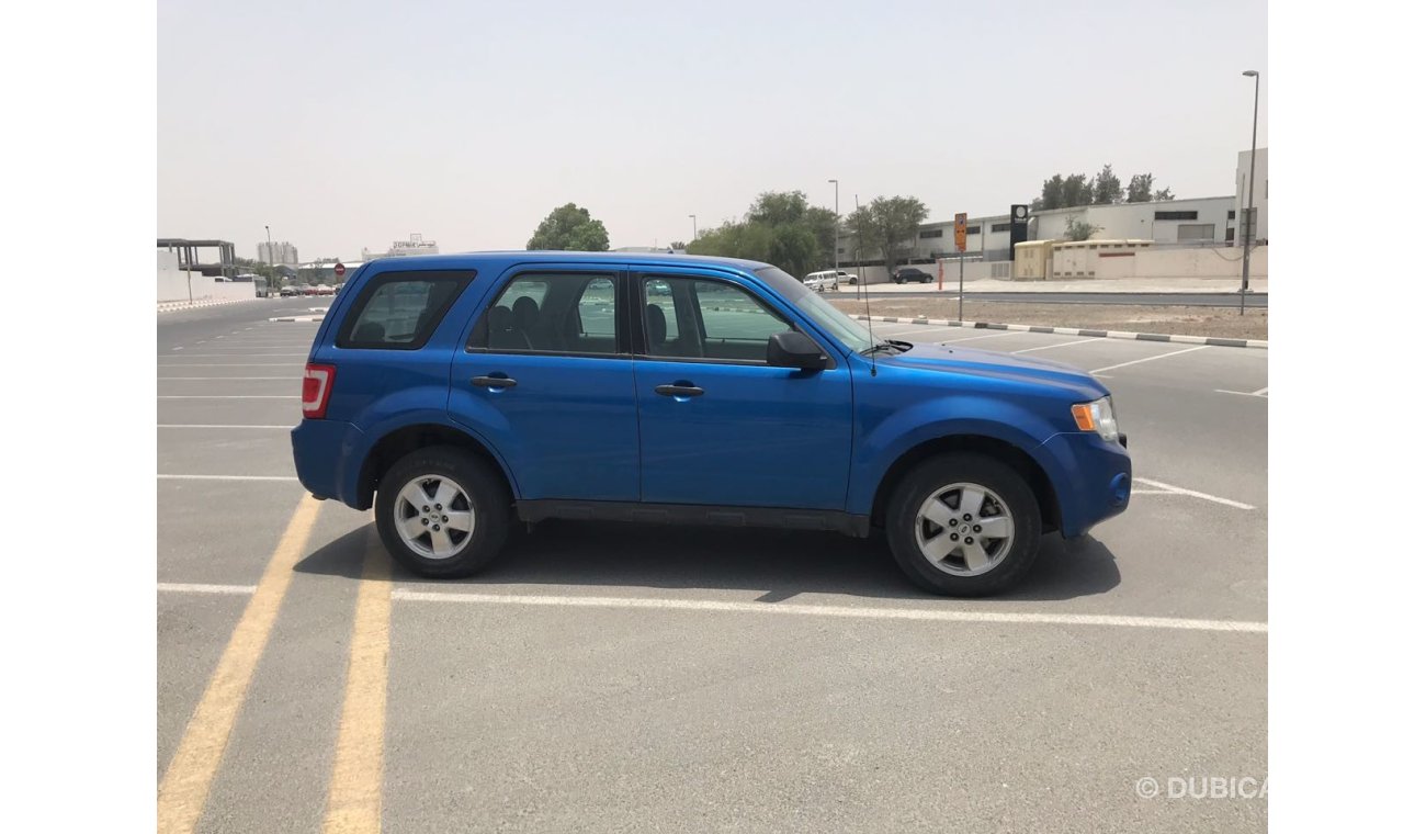 Ford Escape ALLOY WHEELS , PARKING SENSORS