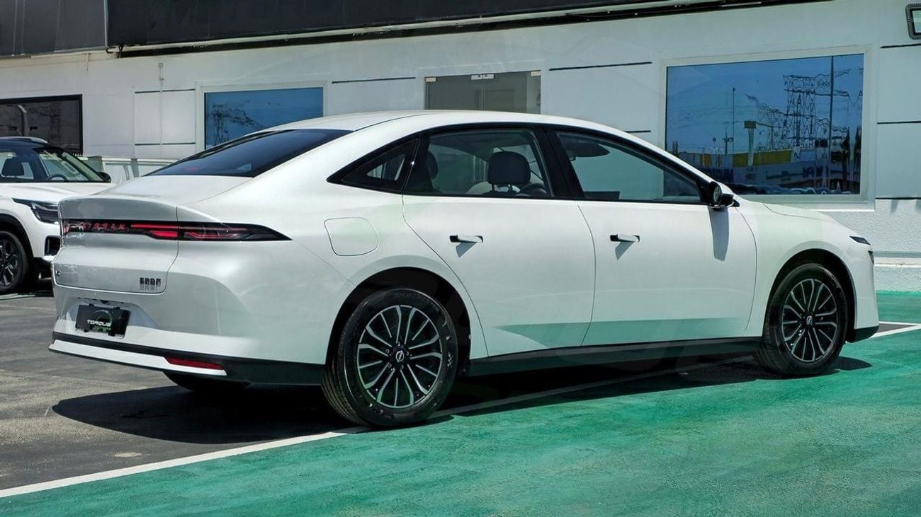 نيسان N6 ( Only For Export ) 2025 Nissan N6 Pro+ PHEV 1.5 FWD BRAND NEW