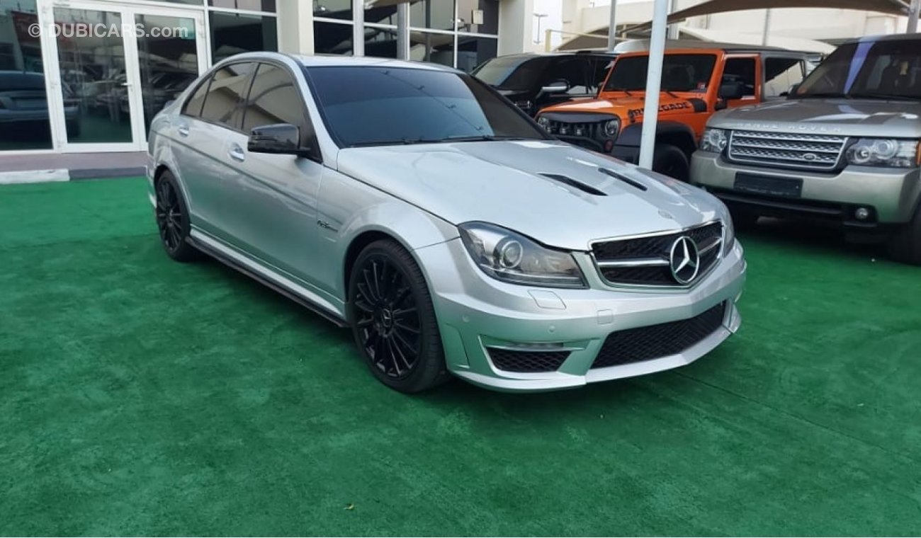 مرسيدس بنز C 63 AMG C63