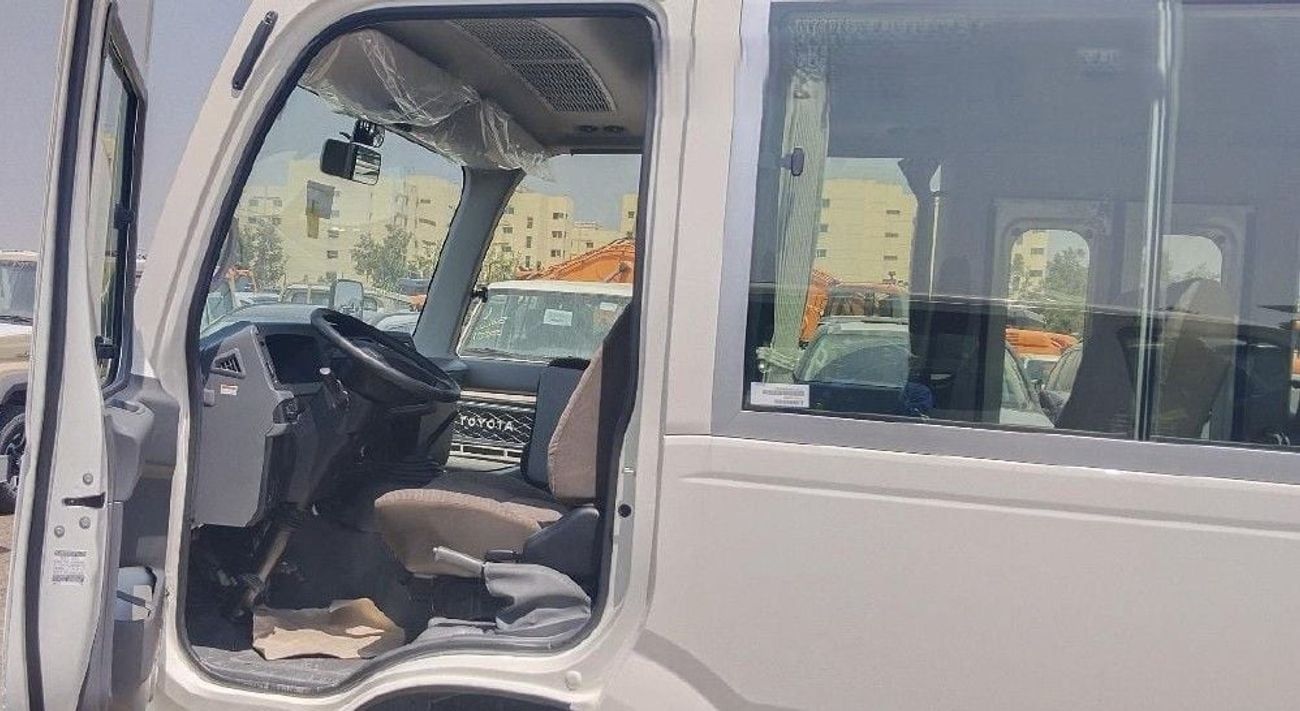 تويوتا كوستر TOYOTA COASTER BUS DIESEL 4.2L * 30 Seats * MANUAL