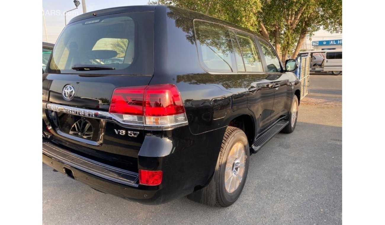 Toyota Land Cruiser 5.7L 2020 VX Mid Options For Export Only