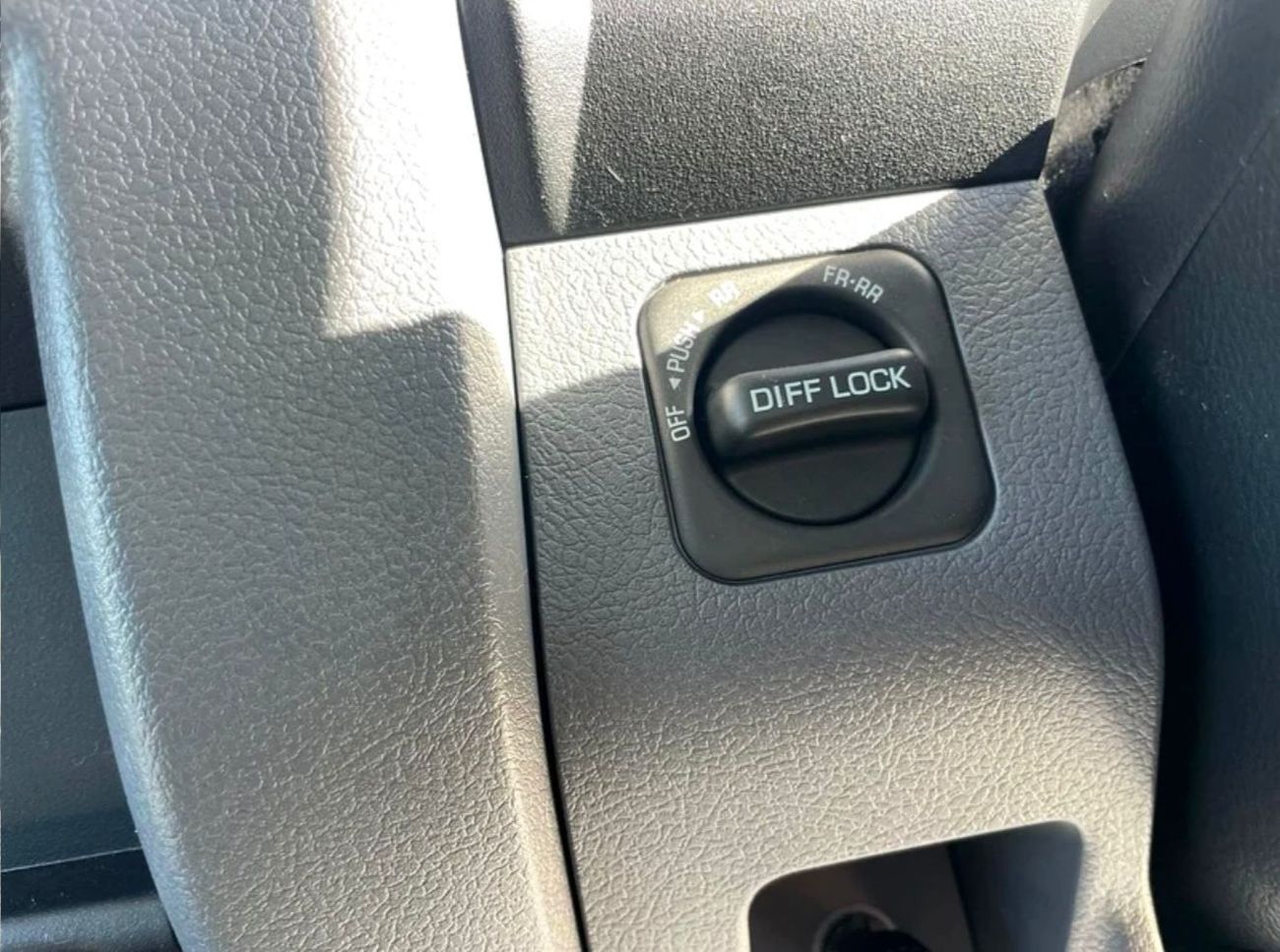 Toyota Land Cruiser 70 Land Cruiser Hard Top LC76 HARD 2025