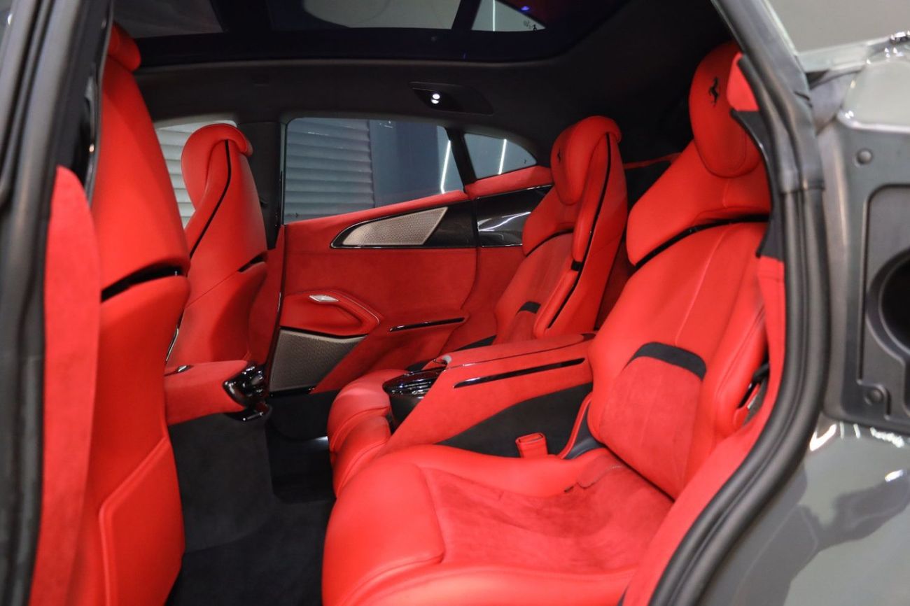 فيراري بوروسانجوي STD 2024 Ferrari Purosangue, Carbon Fiber Package, 360° Camera, Panoramic Roof, Dealer Service Package!!