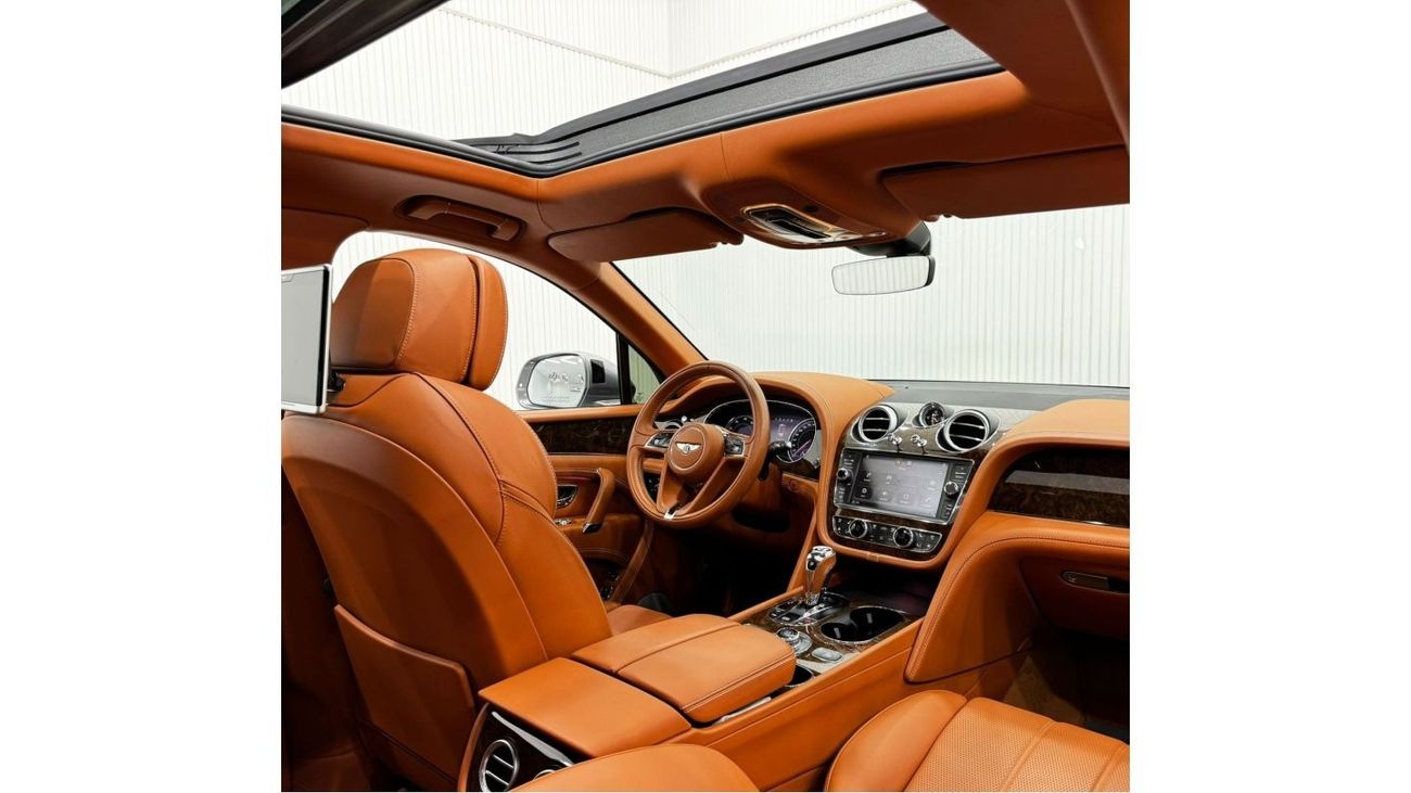 Bentley Bentayga Std 2018 Bentley Bentayga W12, One Year Warranty, Service History, GCC