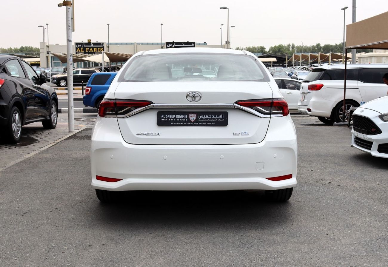 تويوتا كورولا XLI خالية من الحوادث  - خليجي - صبغة وكالة - مكينة 1600 سي سي - انتاج شهر 8 - 2021 -بحالة الوكالة من