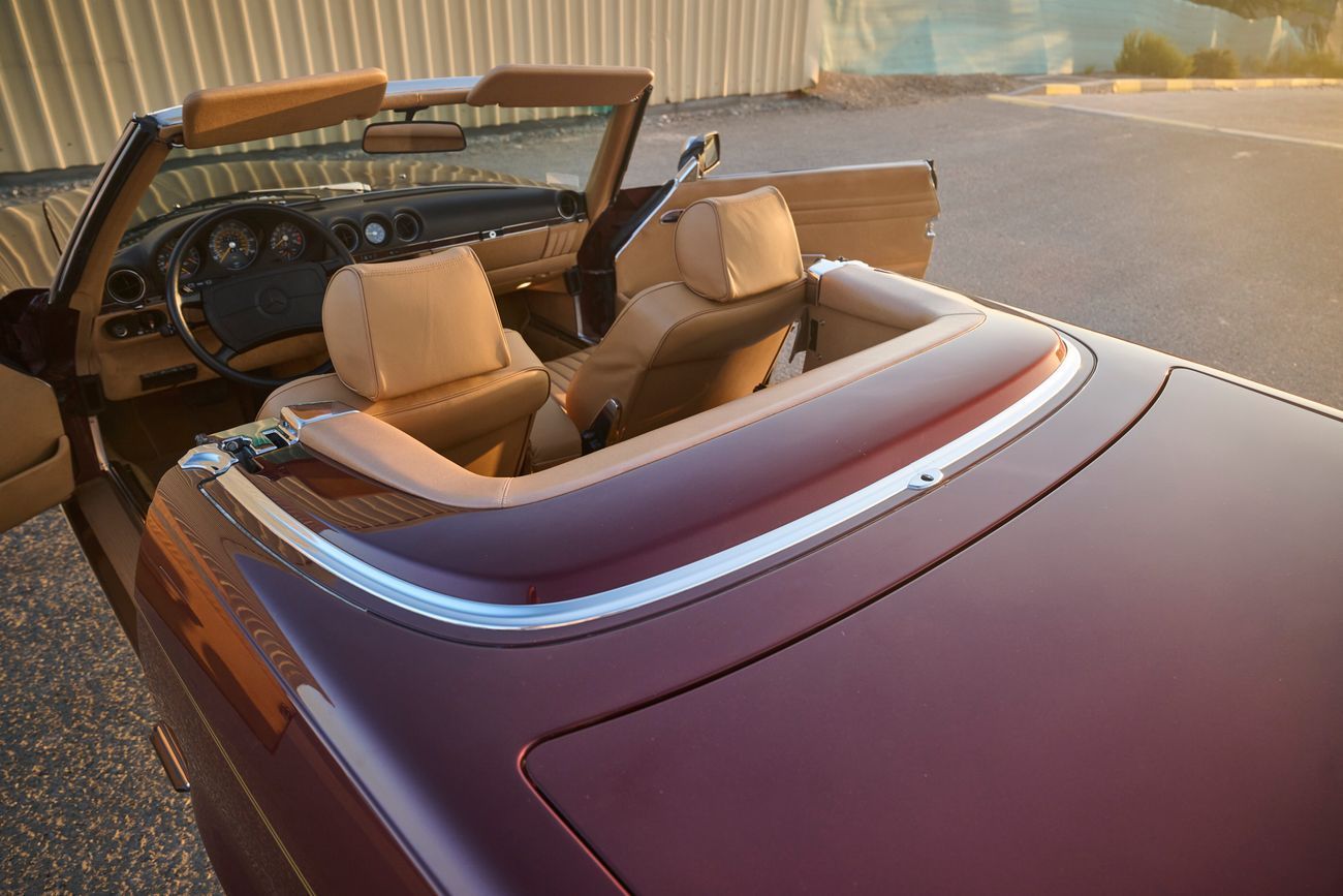 Mercedes-Benz SL 560 - 23,000 Original Kilometres