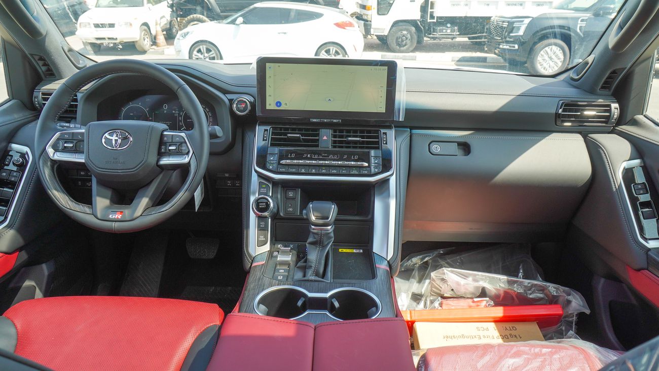 Toyota Land Cruiser GR SPORT 3.5L V6 Oman Specs