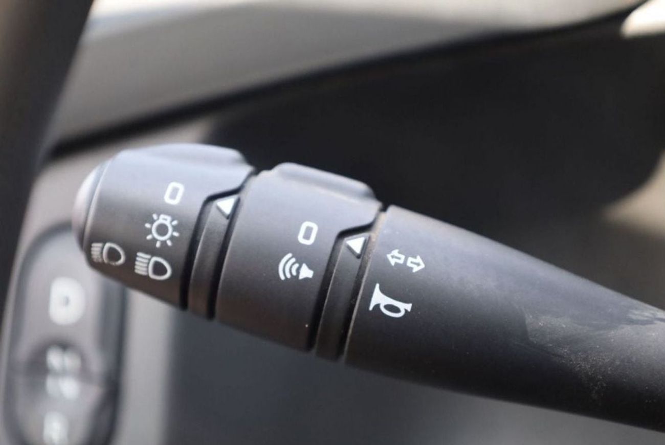 Renault Twizy Std Renault_TWIZY_FULL_ELECTRIC_2018_2017_FULL_ELECTRIC_2SEATS_ELECTRIC