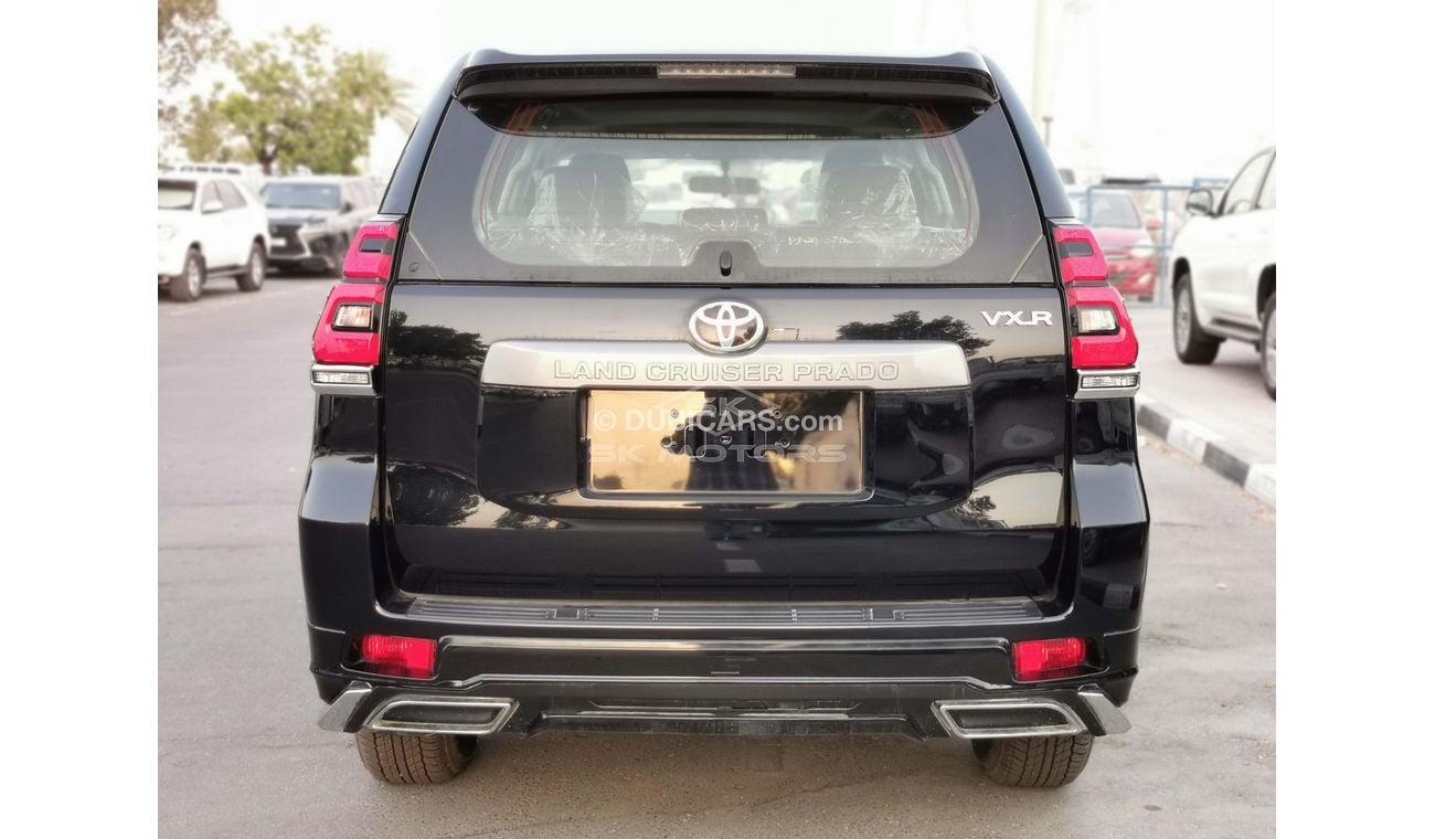 تويوتا برادو 2.7L, 17" Rims, Sunroof, Rear Camera, Front Power Seats, Leather Seats, Rear A/C (CODE # PVXR03)