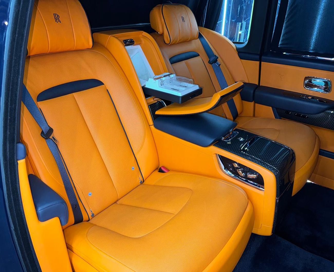 Rolls Royce Cullinan Black Badge,6.75L,V12,8 -Speed Automatic,AWD