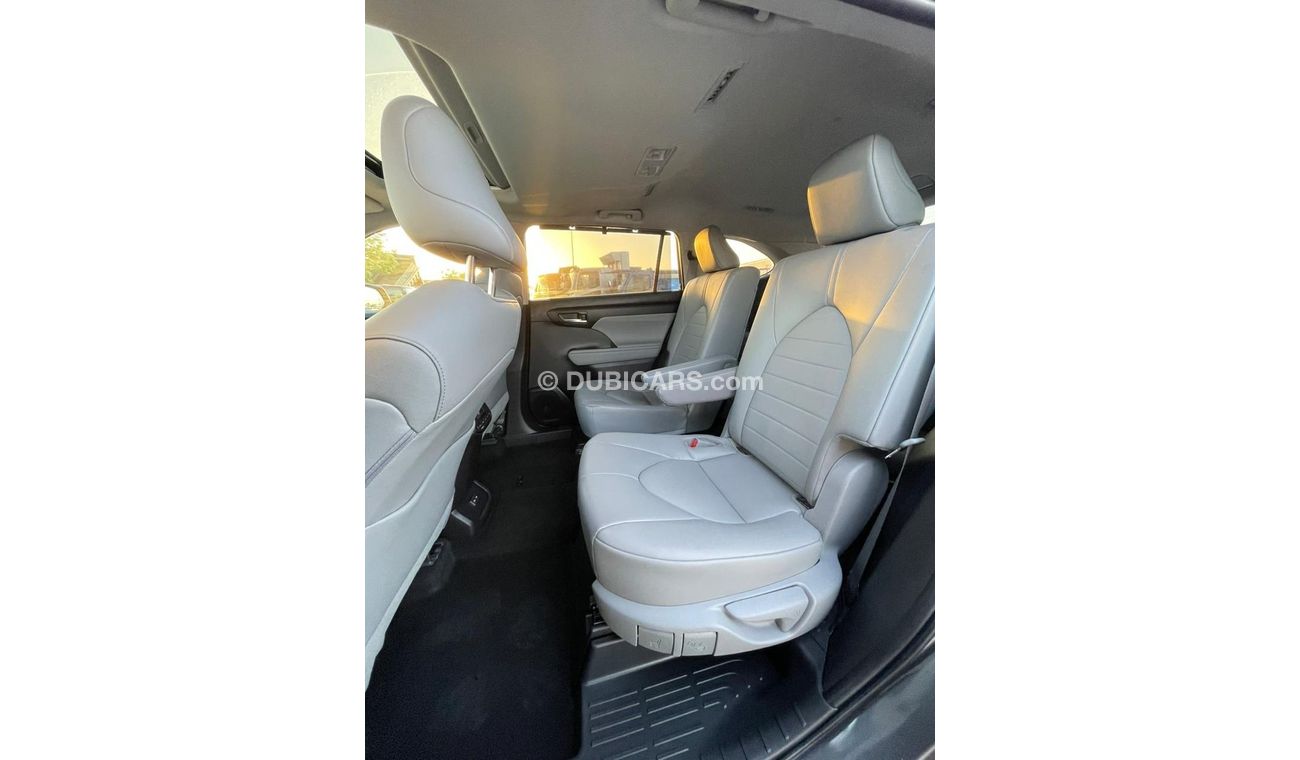 Toyota Highlander 2022 TOYOTA HIGHLANDER XLE 4x4 FULL OPTIONS IMPORTED FROM USA VERY CLEAN CAR INSIDE AND OUT SIDE FOR