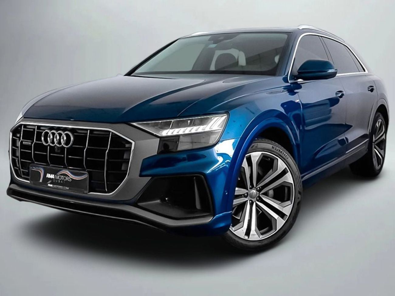 Audi Q8 55 TFSI quattro 3.0L SUV
