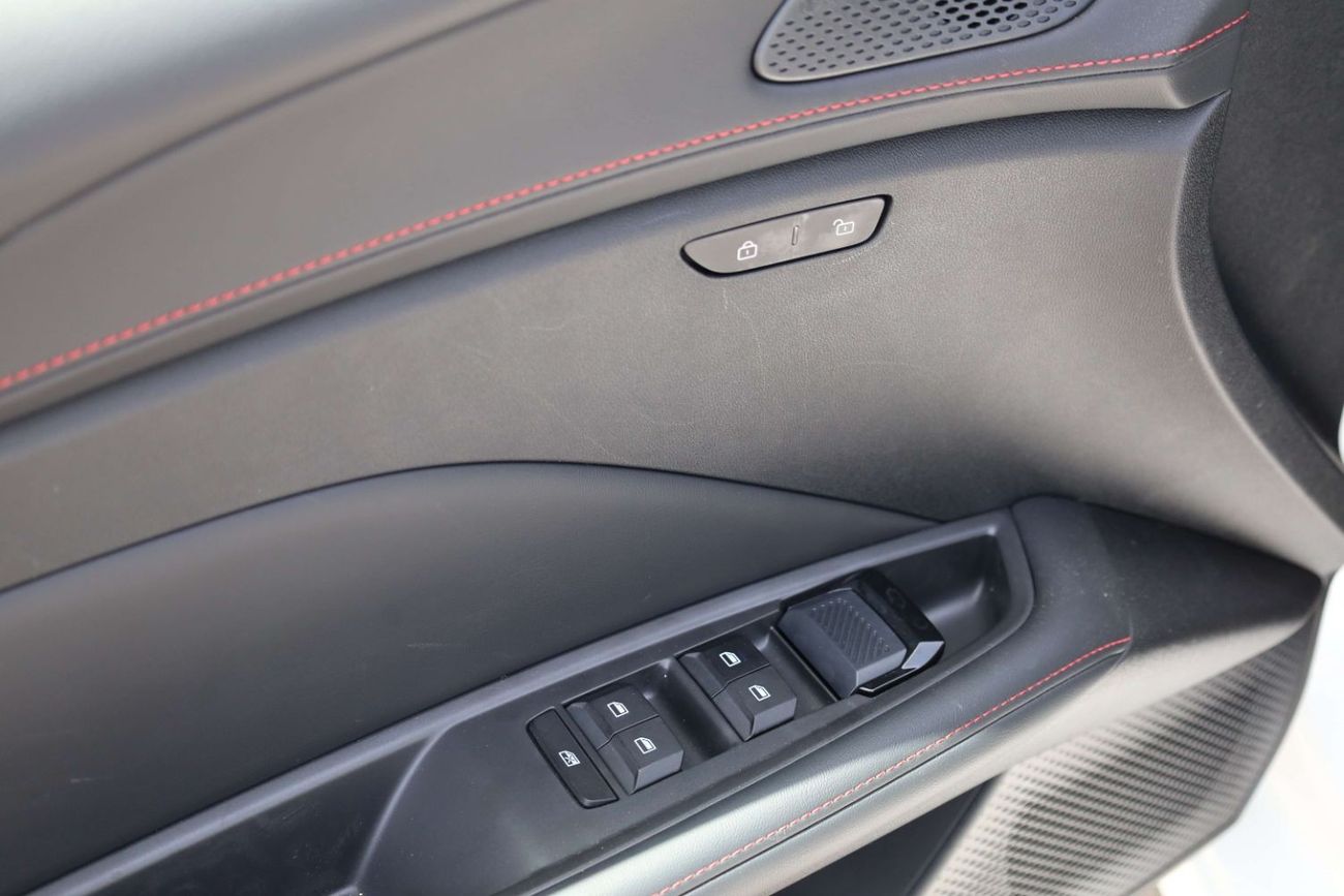 MG 5 Flagship 1.5L 300TGI 2025 MODEL