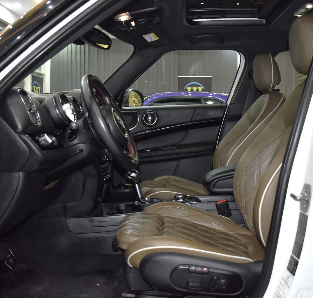Mini Cooper S Countryman ALL4 EXCELLENT DEAL for our Mini Countryman Cooper S All4 ( 2018 Model ) in White Color GCC Specs