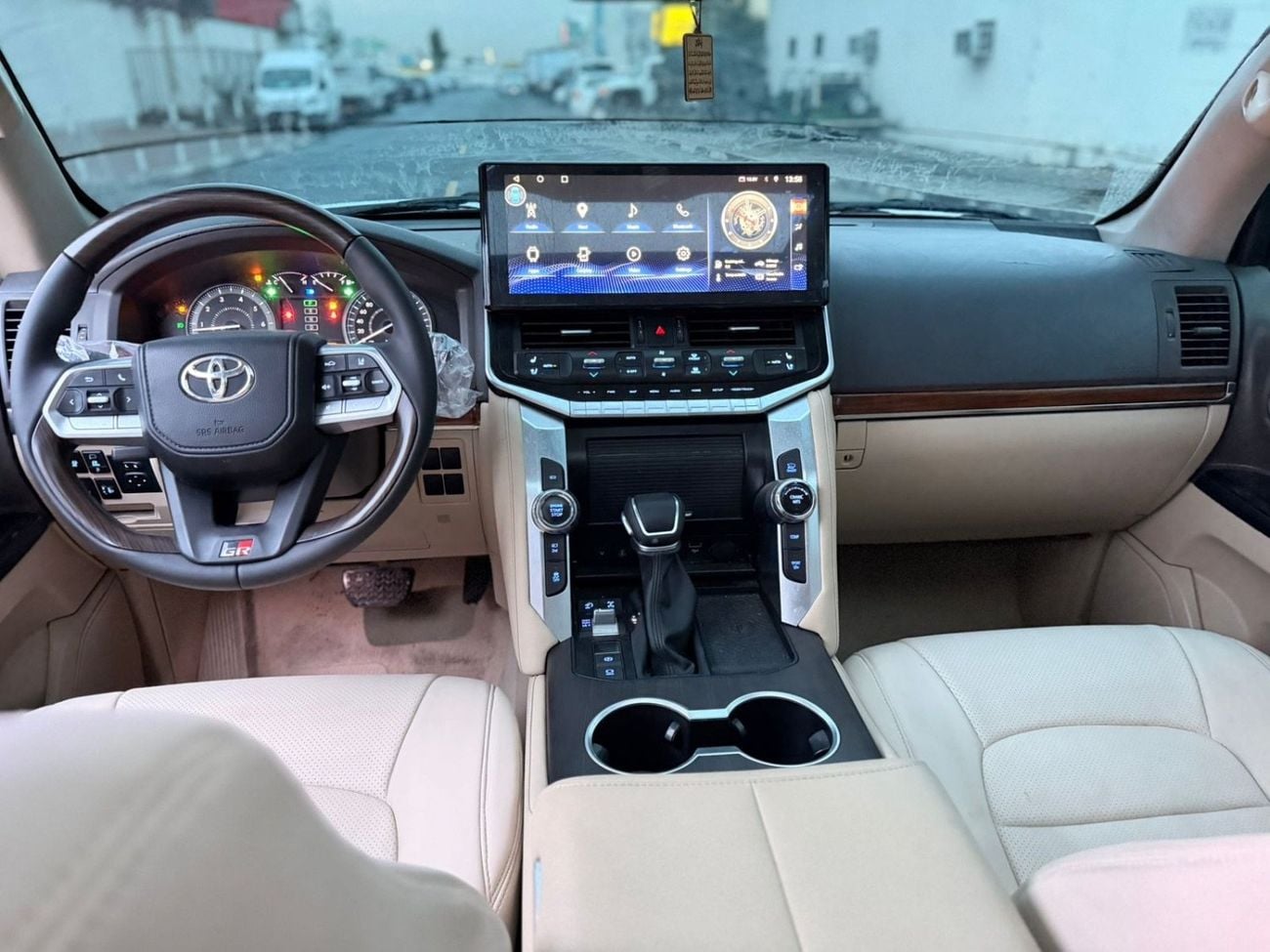 Toyota Land Cruiser GXR+ 4.0L