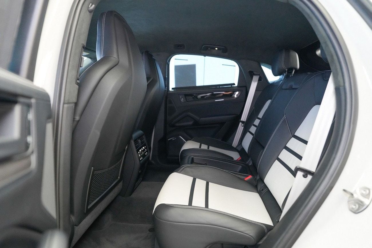 Porsche Cayenne TURBO GT