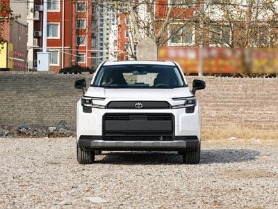 تويوتا راف ٤ 2026 Toyota RAV4 2.5 L HYBRID 4WD LUXURY EDITION ( FACELIFT)