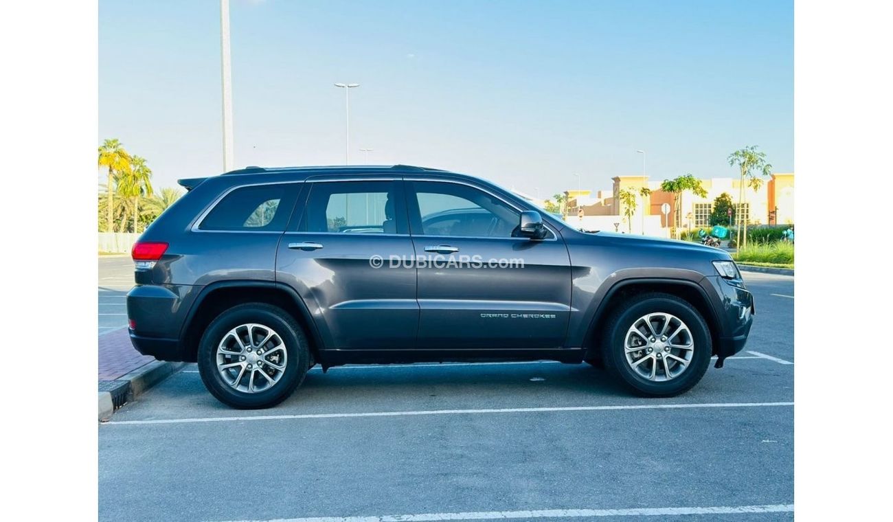 Jeep Grand Cherokee 1150 PM || GRAND CHEROKEE LIMITED 3.5L V6 || ORIGNAL PAINT || GCC || WELL MAINTAINED