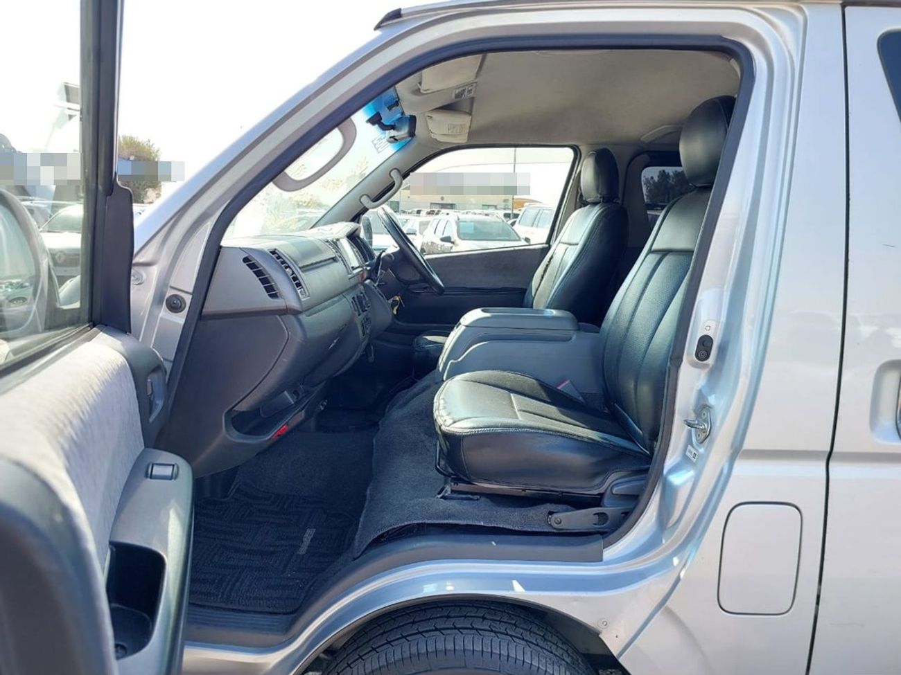 Toyota Hiace TOYOTA HIACE VAN RHD 2008 MODEL 3.0 L DIESEL AUTOMATIC(PM22759)