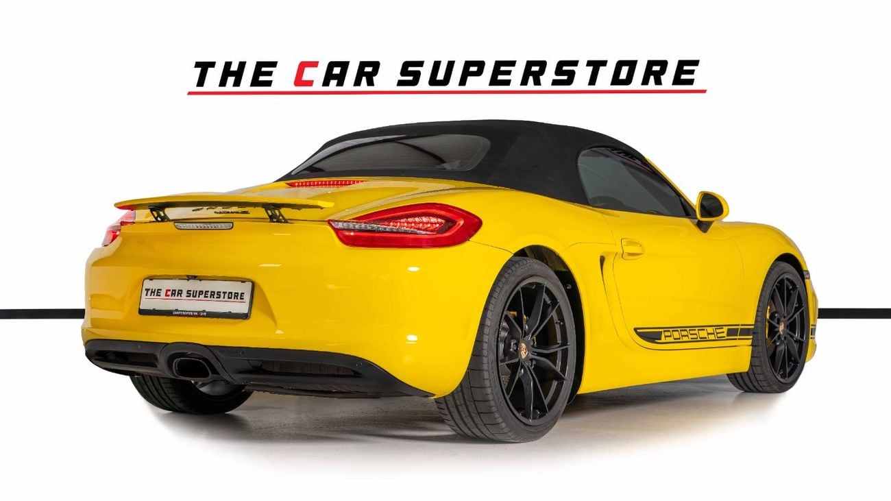 بورش بوكستر 718 Sport Chrono Package-Black Styling Package-Yellow Brake Callipers