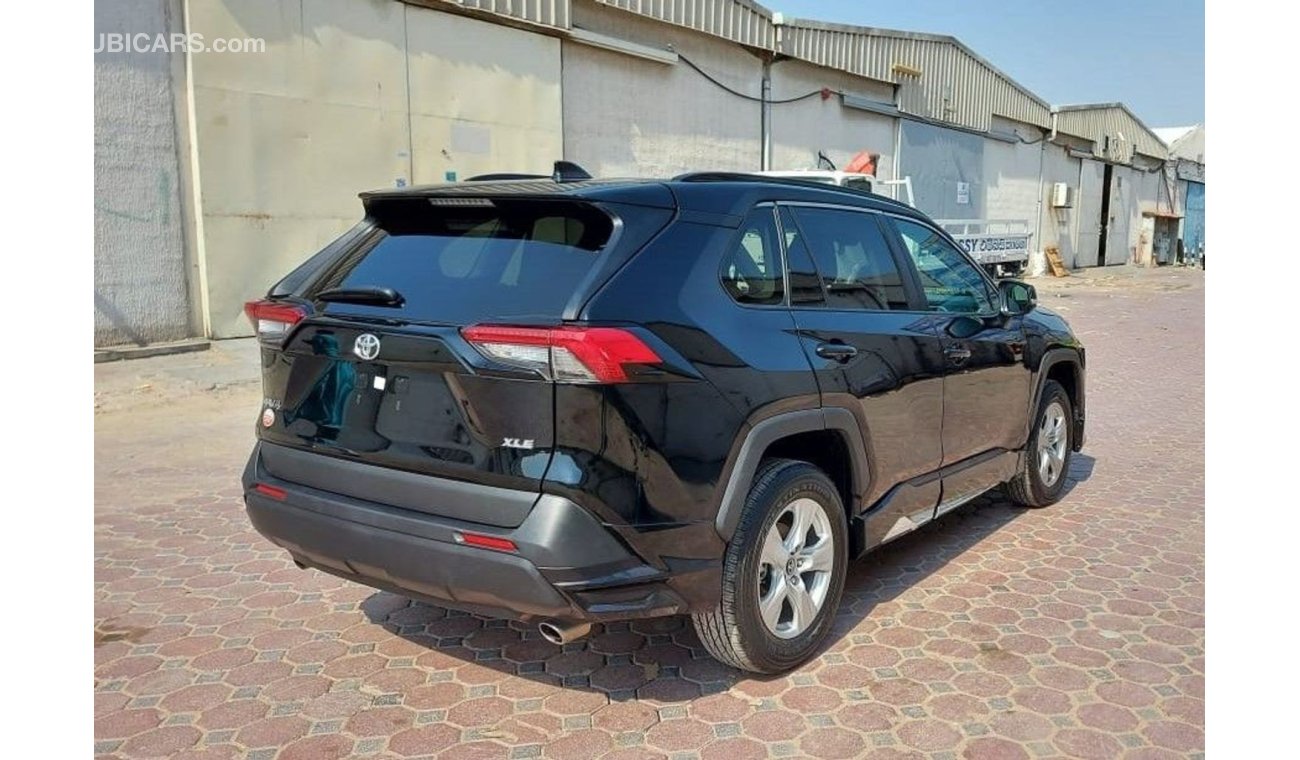 تويوتا راف ٤ TOYOTA RAV4 2019 - XLE - SUNROOF - FULL OPTION