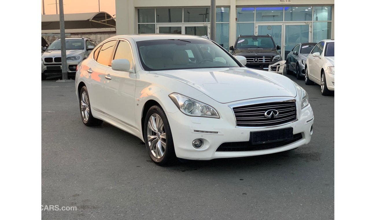 إنفينيتي Q70 Infiniti Q70_Gcc_2015_Excellent_Condition _Full option