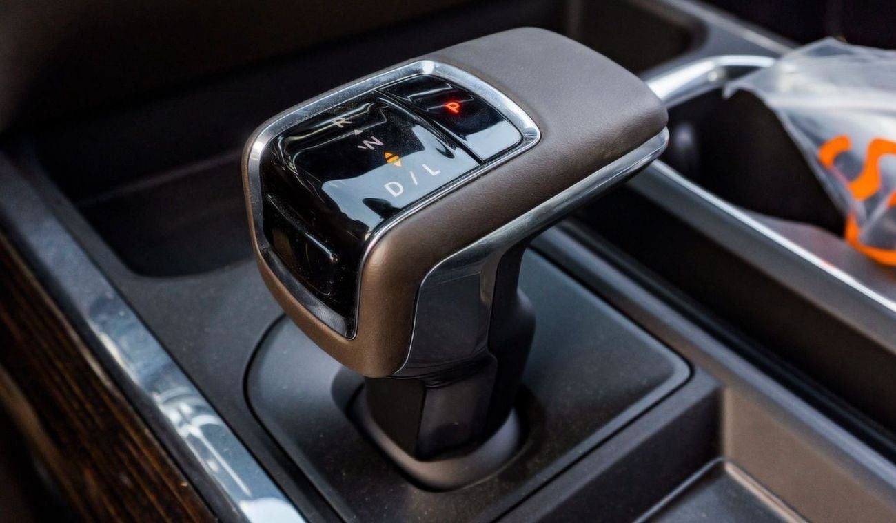 GMC Sierra 2025 GMC SIERRA 5.3L Petrol V8 ( Export Price )