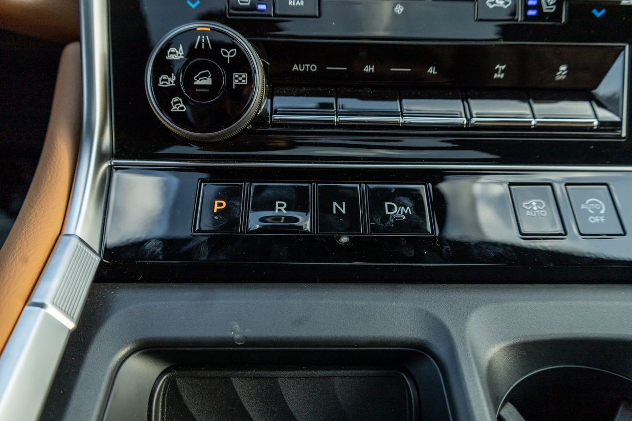 Nissan Patrol LE Platinum City 3.5L