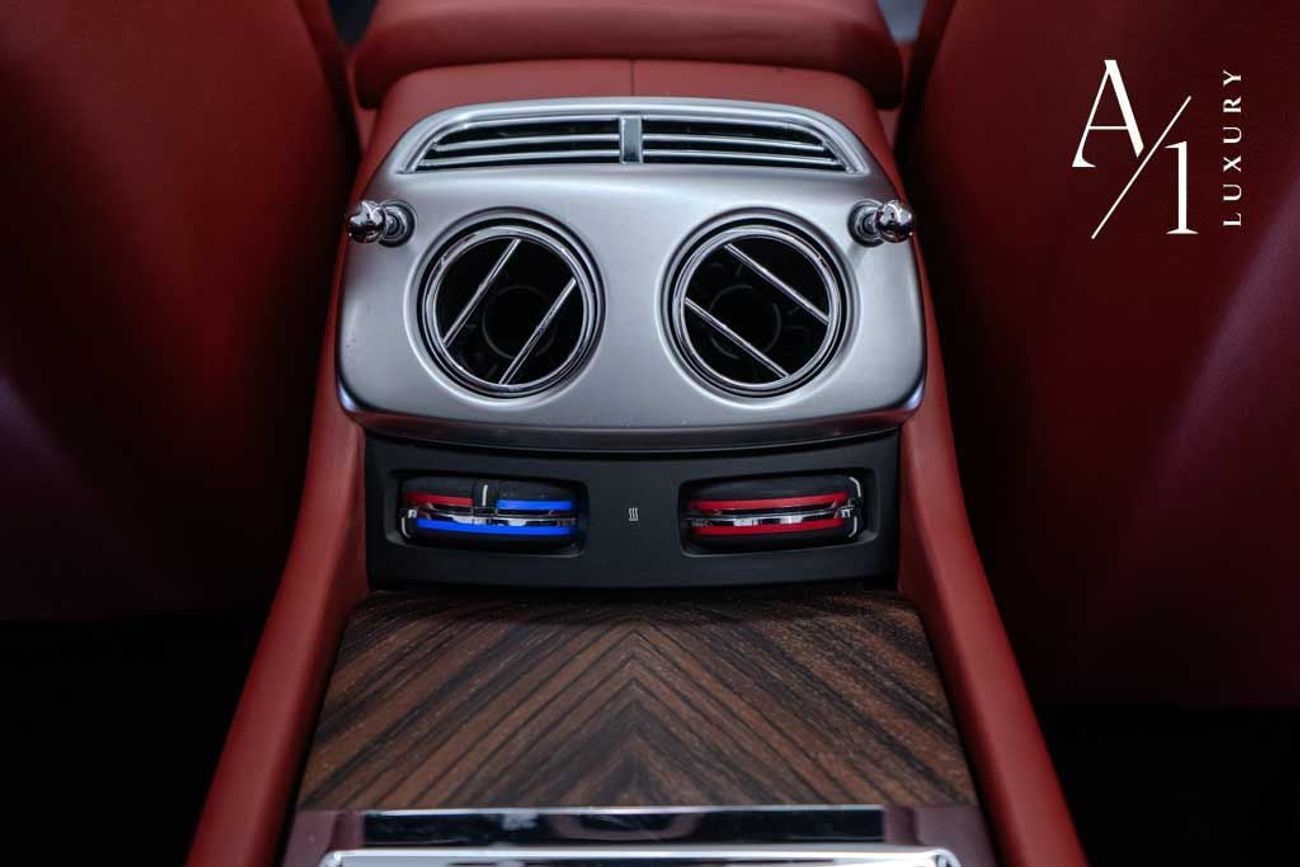 رولز رويس داون 2017 Rolls Royce Dawn, Full Rolls Royce Service History, 4 Button, Excellent Condition, GCC