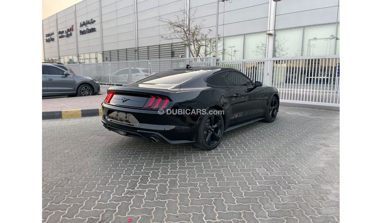 فورد موستانج Canadian importer