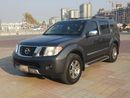 Nissan Pathfinder LE 4.0 V6