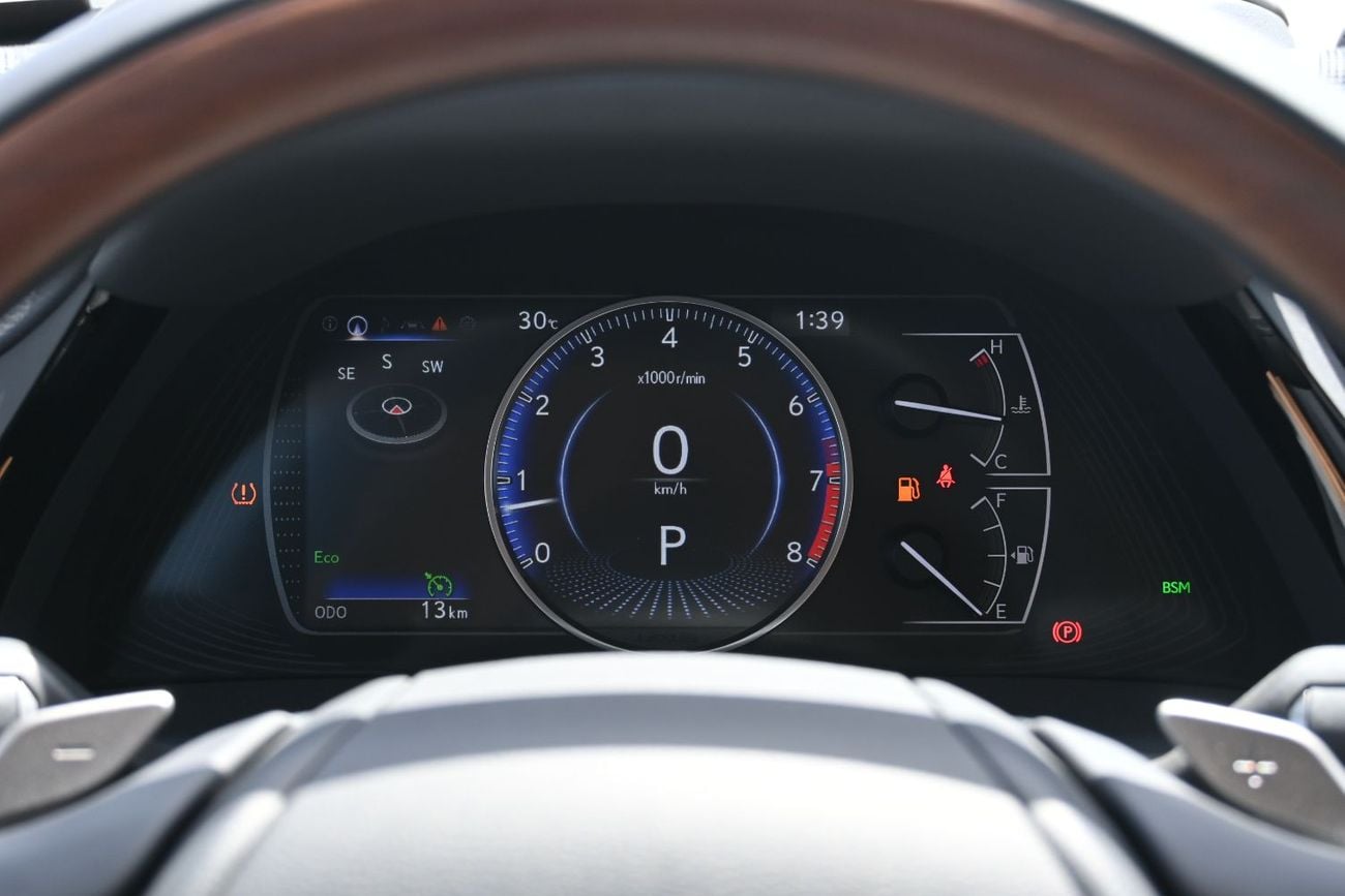 Lexus ES350 Exclusive 3.5L Lexus ES350 3.5L V6 Petrol, Color White Model 2025