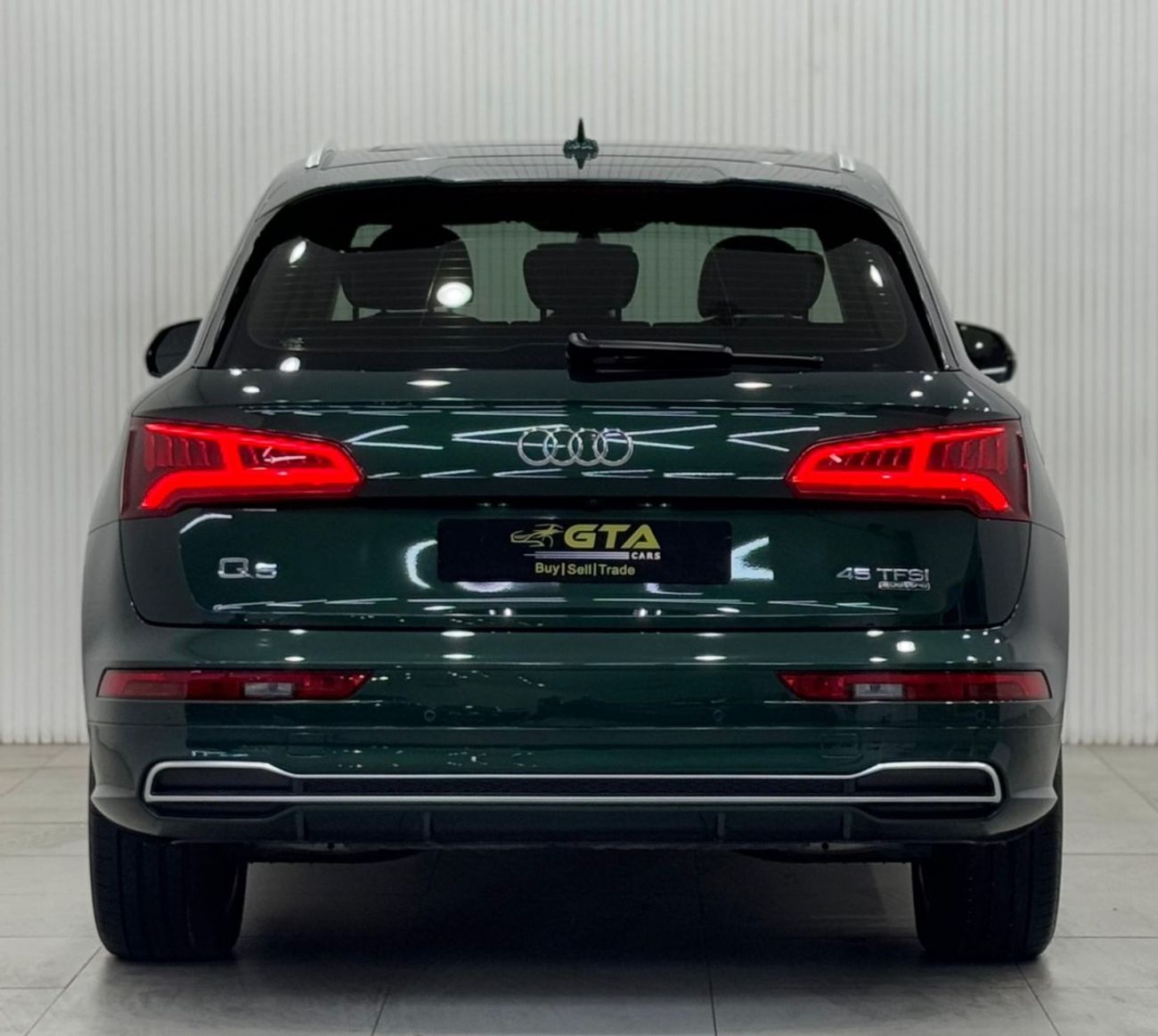 Audi Q5 45 TFSI Quattro 2.0L 2019 Audi Q5 45 TFSI quattro, 1 Year Warranty, Full Service History, GCC