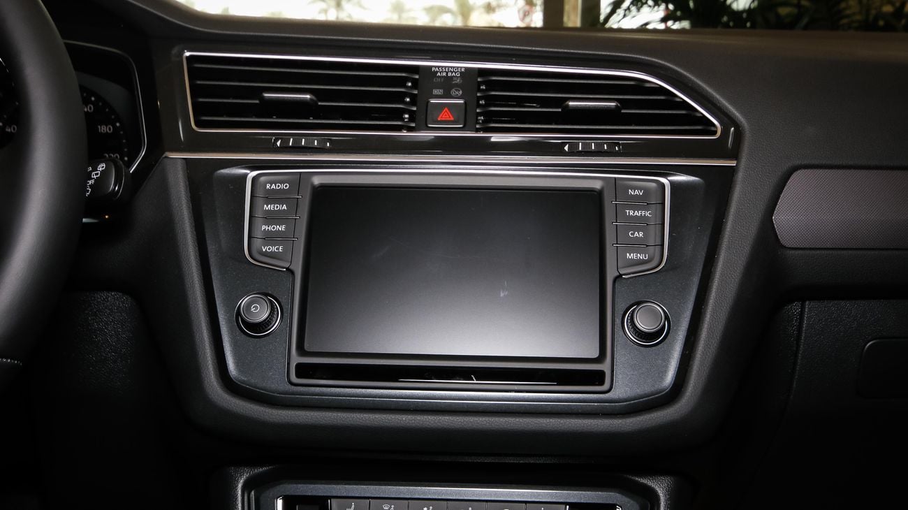 فولكس واجن تيجوان R Line  2.0 TSI 4MOTION