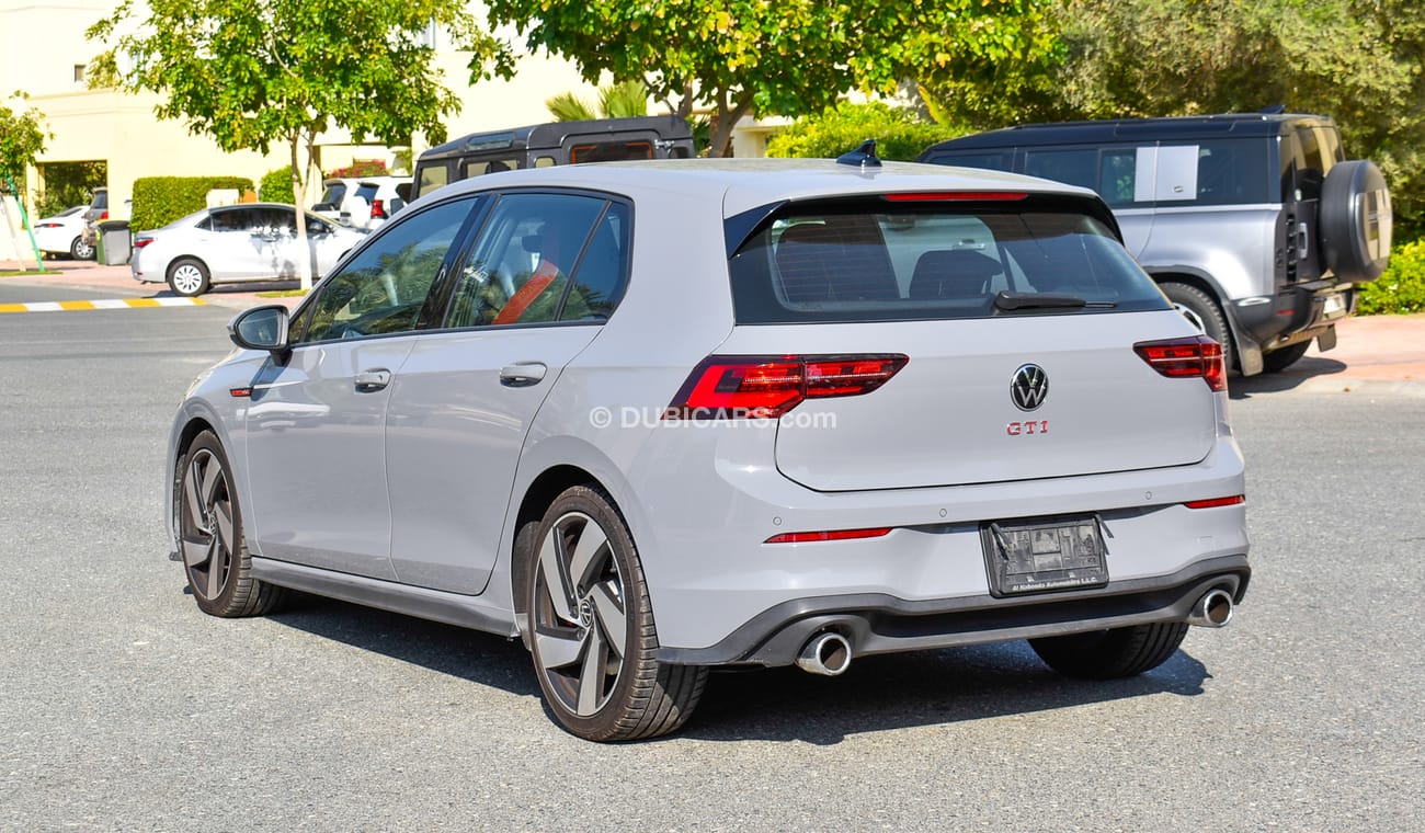 Volkswagen Golf GTI