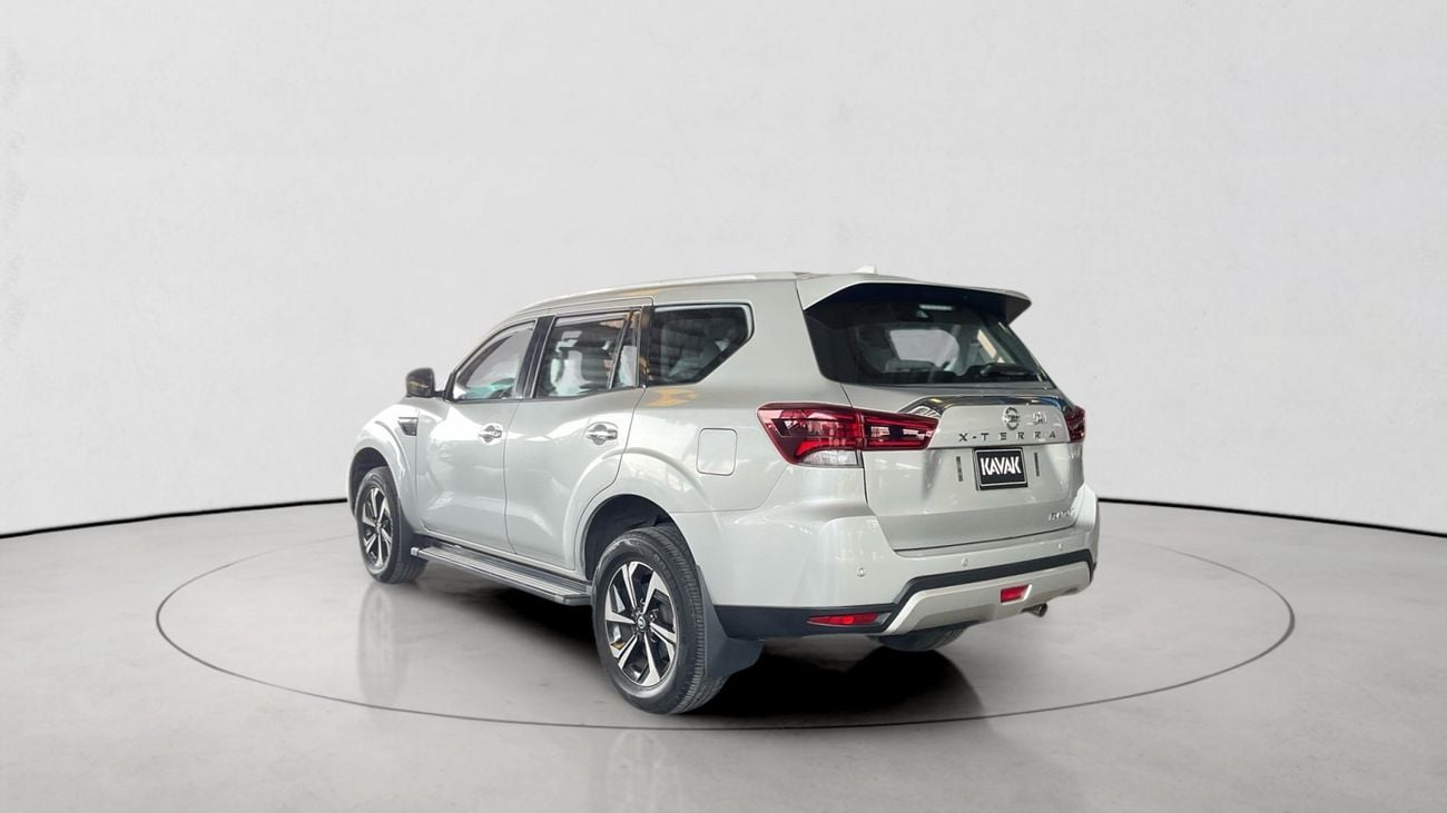 نيسان إكستيرا 2.5 4WD PLATINUM AUTO | شامل الضمان | 0 ﺪﻔﻋﺓ ﺃﻮﻟﻯ