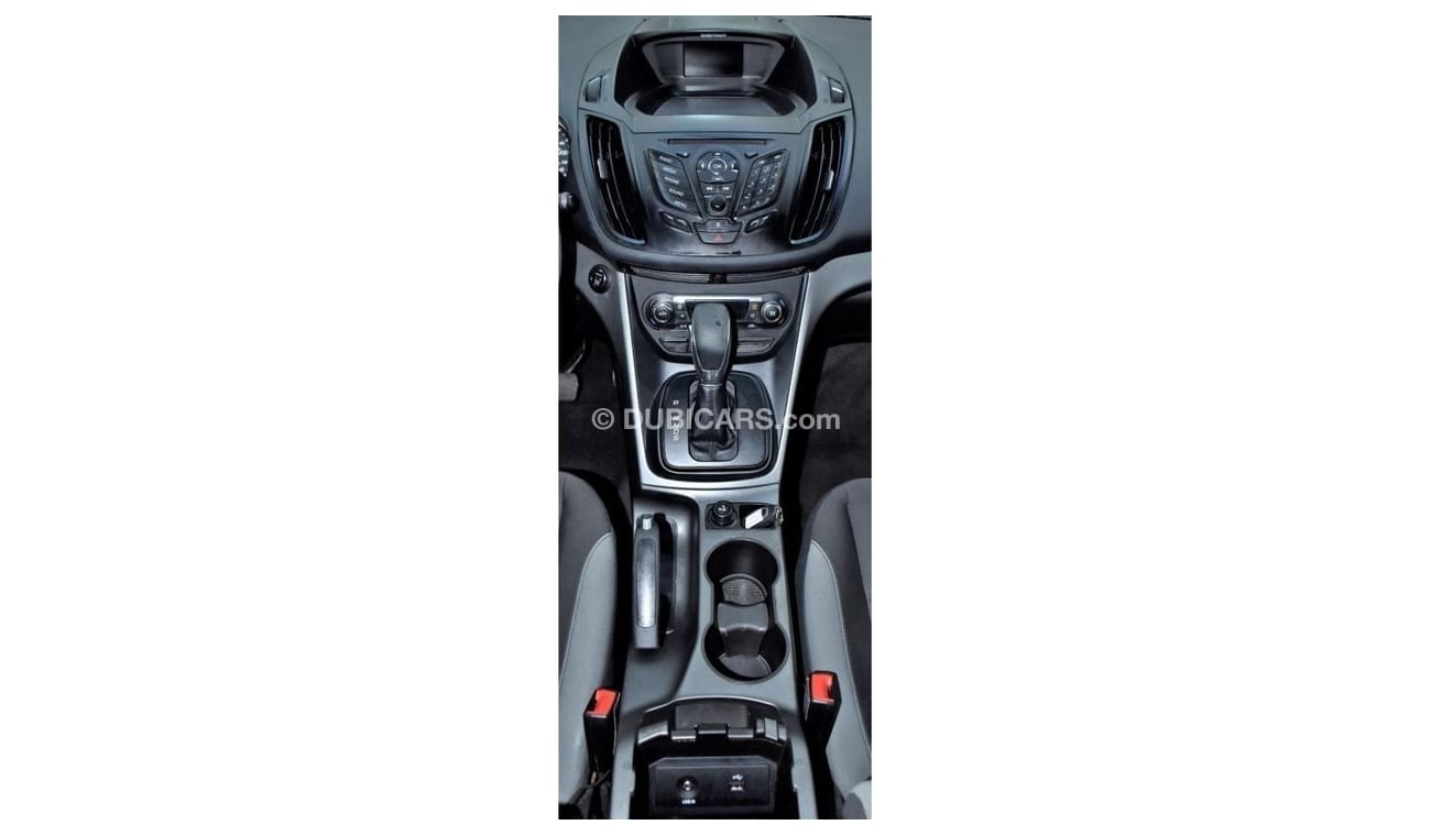 فورد إيسكاب EXCELLENT DEAL for our Ford Escape ( 2014 Model ) in White Color GCC Specs