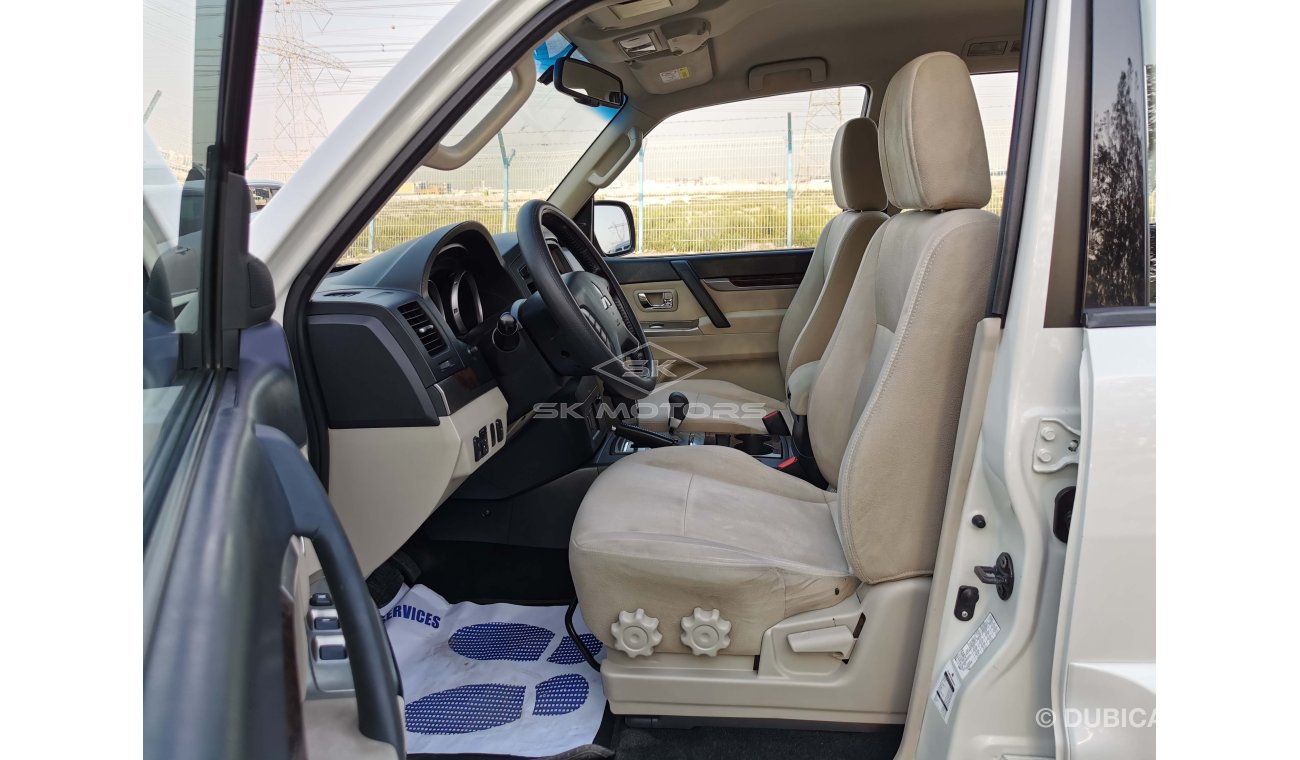 ميتسوبيشي باجيرو 3.5L, 16" Rims, DRL LED Headlights, Front & Rear A/C, Rear Parking Sensor, Fabric Seats (LOT # 848)