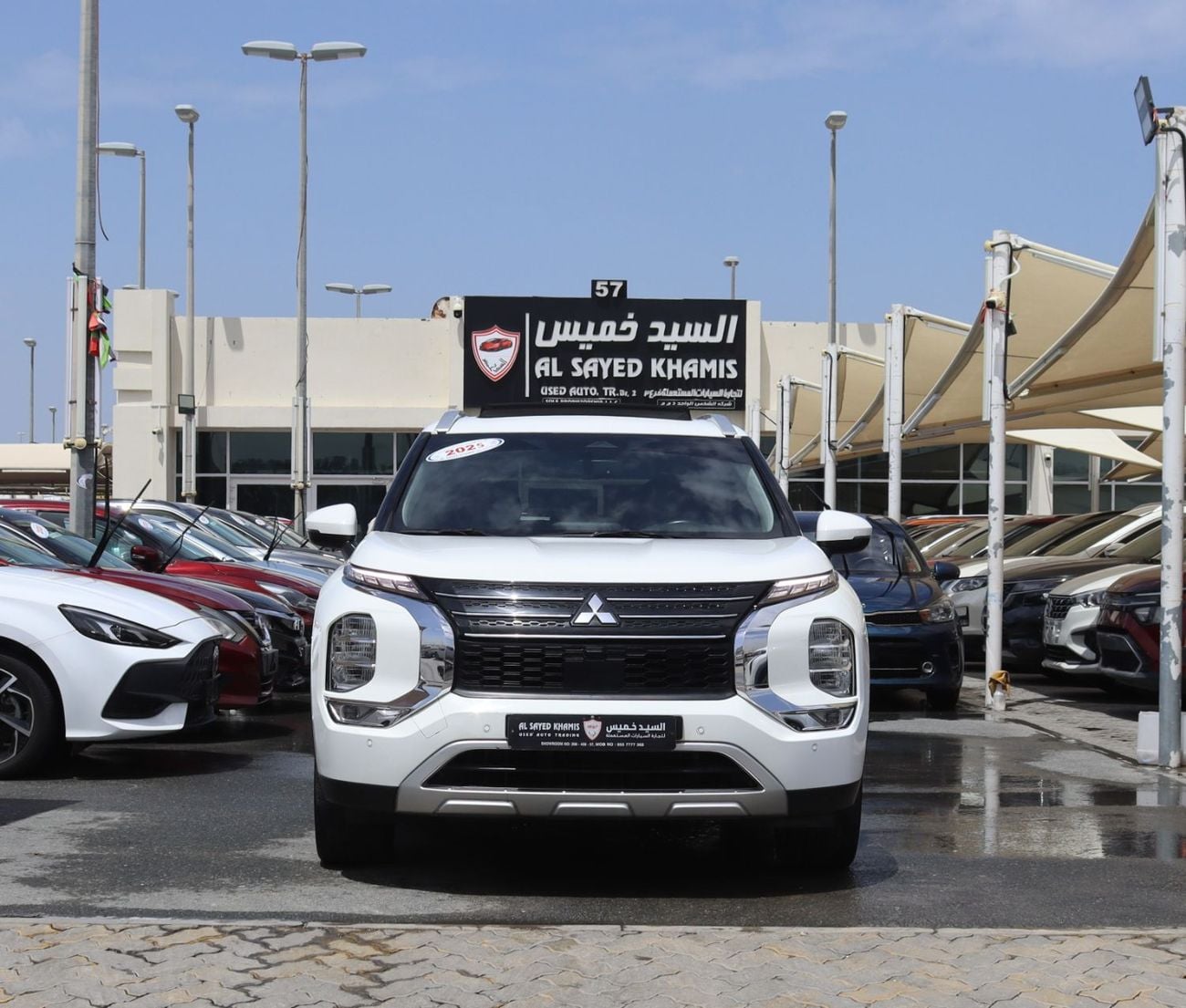 ميتسوبيشي آوتلاندر ميتسوبيشى أوتدلاندر-2025- خليجى -فل أوبشن -بدون حوادث - محرك -2.4 - 7مقاعد - بحاله ممتازه من الداخل 