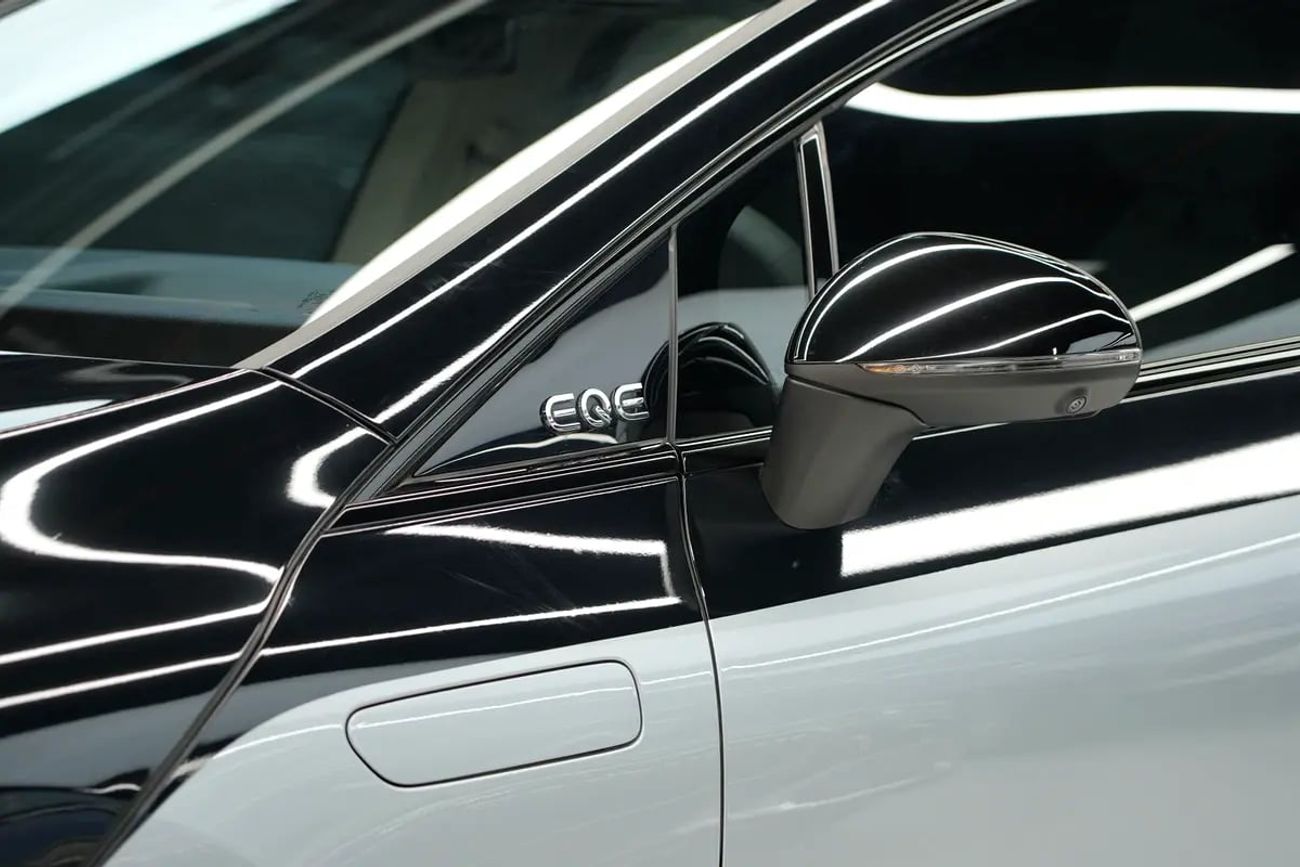 مرسيدس بنز EQE 43 350+ | GCC 60k km | Warranty Service Contract