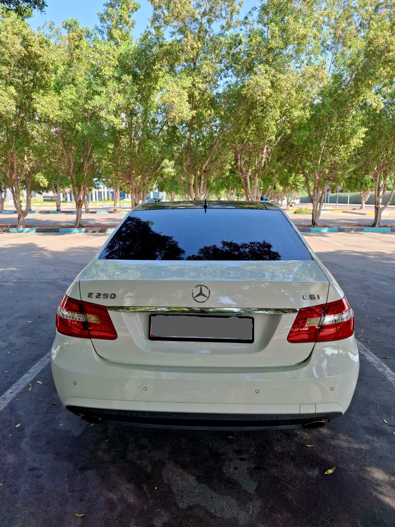 مرسيدس بنز E 250 Mercedes Benz E250 Avantgarde 2010 Excellent condition