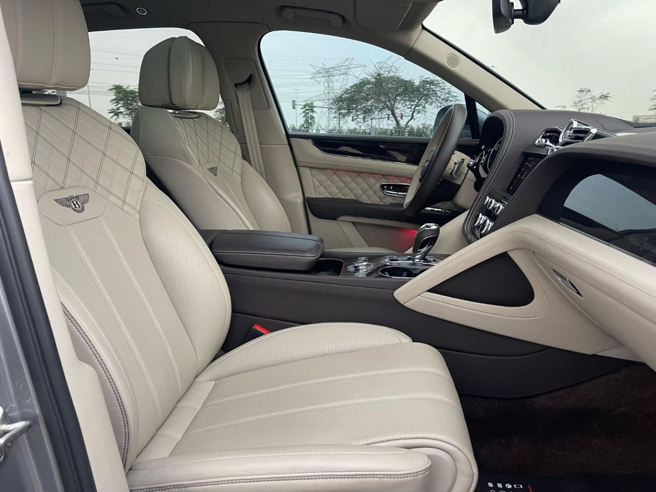 Bentley Bentayga FIRST EDITION