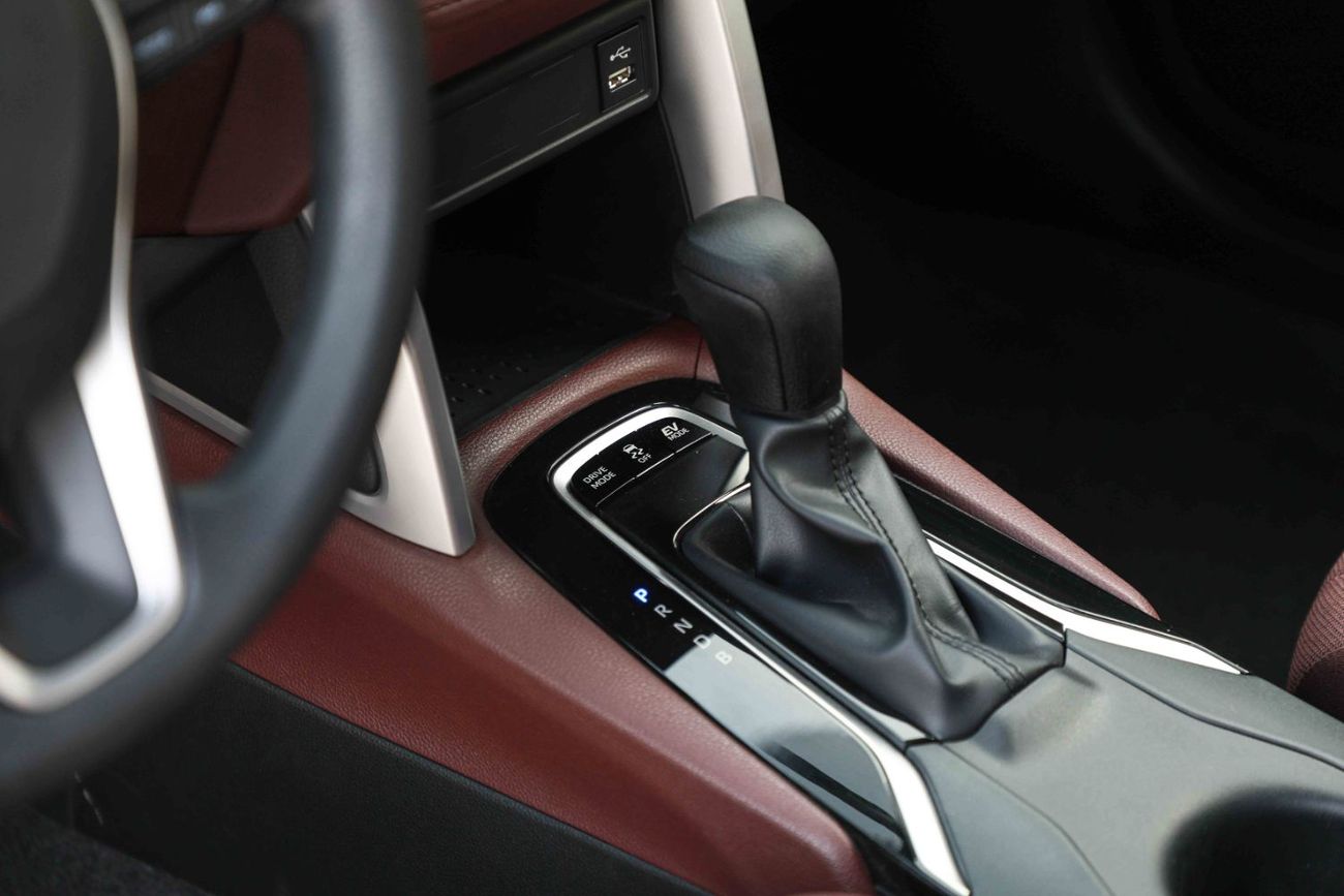 Toyota Corolla Cross 1.8 Hybrid MID - Celestite Gray Me inside Red | Export Only