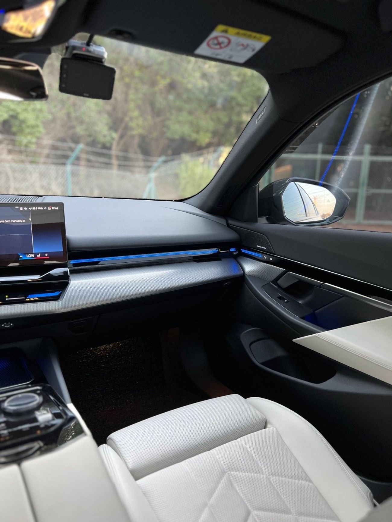 بي أم دبليو 520i M Sport V4 2.0L M-KIT